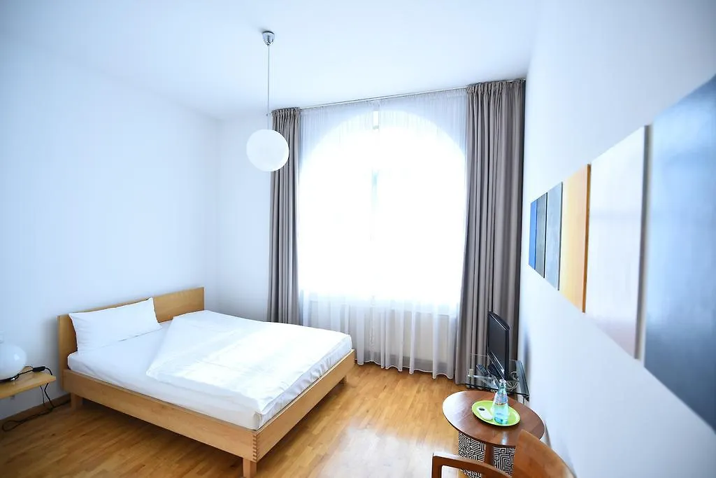 Art-Hotel Robert Mayer Франкфурт-на-Майне 3*,