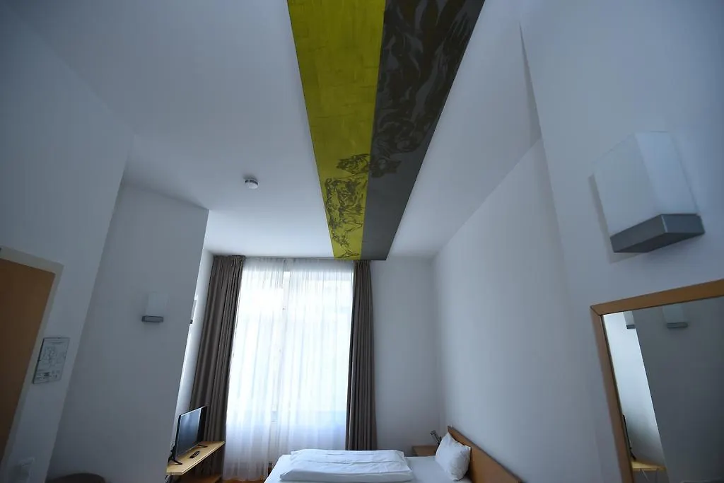 Art-Hotel Robert Mayer Франкфурт-на-Майне Отель