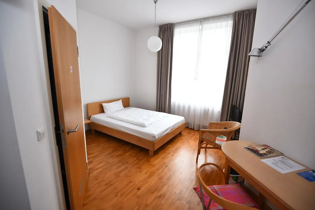 Art-Hotel Robert Mayer Франкфурт-на-Майне Отель