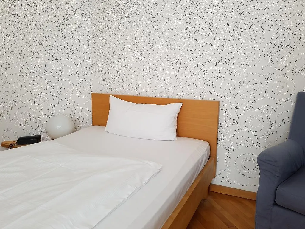 *** Hotel Art-Hotel Robert Mayer Frankfurt am Main Germany